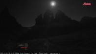 Archiv Foto Webcam Blick auf die 3 Zinnen von der Dreizinnenhütte 23:00