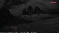 Archiv Foto Webcam Blick auf die 3 Zinnen von der Dreizinnenhütte 23:00