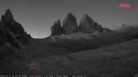 Archiv Foto Webcam Blick auf die 3 Zinnen von der Dreizinnenhütte 05:00