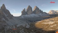 Archiv Foto Webcam Blick auf die 3 Zinnen von der Dreizinnenhütte 07:00