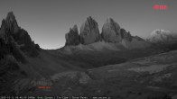 Archiv Foto Webcam Blick auf die 3 Zinnen von der Dreizinnenhütte 05:00