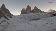 Archiv Foto Webcam Blick auf die 3 Zinnen von der Dreizinnenhütte 06:00
