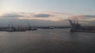 Archived image Webcam Hamburg: Along the Elbe 05:00