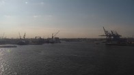 Archived image Webcam Hamburg: Along the Elbe 07:00