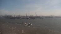 Archiv Foto Webcam Hamburg: An der Elbe 11:00