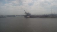 Archived image Webcam Hamburg: Along the Elbe 11:00