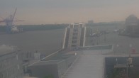 Archiv Foto Webcam Hamburg: An der Elbe 17:00