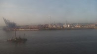 Archiv Foto Webcam Hamburg: An der Elbe 05:00