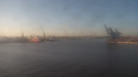 Archiv Foto Webcam Hamburg: An der Elbe 05:00