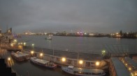 Archived image Webcam Hamburg: Cargo bridges 06:00