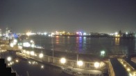 Archived image Webcam Hamburg: Cargo bridges 19:00