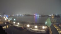 Archiv Foto Webcam Hamburg: Landungsbrücken 03:00