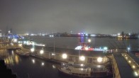 Archiv Foto Webcam Hamburg: Landungsbrücken 05:00