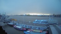 Archived image Webcam Hamburg: Cargo bridges 09:00