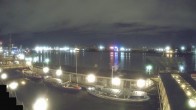 Archiv Foto Webcam Hamburg: Landungsbrücken 03:00