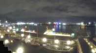 Archiv Foto Webcam Hamburg: Landungsbrücken 05:00