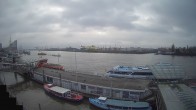 Archived image Webcam Hamburg: Cargo bridges 09:00