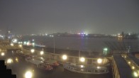 Archiv Foto Webcam Hamburg: Landungsbrücken 05:00