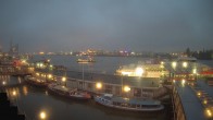 Archived image Webcam Hamburg: Cargo bridges 19:00