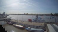 Archiv Foto Webcam Hamburg: Landungsbrücken 09:00
