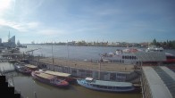 Archived image Webcam Hamburg: Cargo bridges 07:00