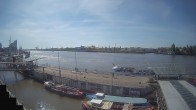 Archiv Foto Webcam Hamburg: Landungsbrücken 09:00