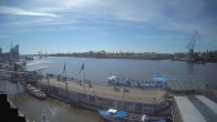 Archiv Foto Webcam Hamburg: Landungsbrücken 10:00