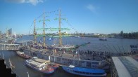 Archiv Foto Webcam Hamburg: Landungsbrücken 18:00