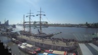 Archiv Foto Webcam Hamburg: Landungsbrücken 10:00