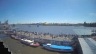 Archiv Foto Webcam Hamburg: Landungsbrücken 14:00