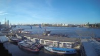 Archiv Foto Webcam Hamburg: Landungsbrücken 05:00