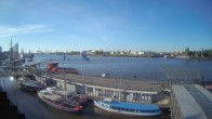 Archiv Foto Webcam Hamburg: Landungsbrücken 06:00