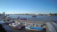 Archiv Foto Webcam Hamburg: Landungsbrücken 06:00