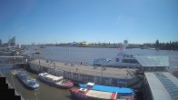Archiv Foto Webcam Hamburg: Landungsbrücken 13:00