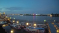 Archiv Foto Webcam Hamburg: Landungsbrücken 03:00