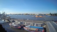 Archiv Foto Webcam Hamburg: Landungsbrücken 06:00