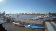 Archiv Foto Webcam Hamburg: Landungsbrücken 14:00