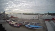 Archiv Foto Webcam Hamburg: Landungsbrücken 07:00