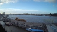 Archiv Foto Webcam Hamburg: Landungsbrücken 05:00