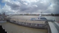 Archiv Foto Webcam Hamburg: Landungsbrücken 11:00
