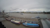 Archiv Foto Webcam Hamburg: Landungsbrücken 13:00