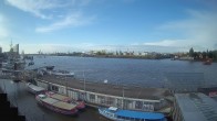 Archiv Foto Webcam Hamburg: Landungsbrücken 06:00