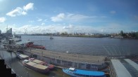 Archiv Foto Webcam Hamburg: Landungsbrücken 07:00