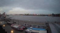 Archived image Webcam Hamburg: Cargo bridges 03:00