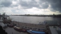 Archiv Foto Webcam Hamburg: Landungsbrücken 13:00