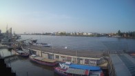 Archiv Foto Webcam Hamburg: Landungsbrücken 05:00