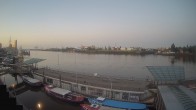 Archiv Foto Webcam Hamburg: Landungsbrücken 03:00