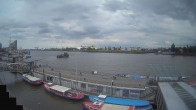 Archiv Foto Webcam Hamburg: Landungsbrücken 15:00