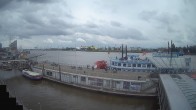 Archiv Foto Webcam Hamburg: Landungsbrücken 13:00