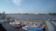 Archiv Foto Webcam Hamburg: Landungsbrücken 06:00